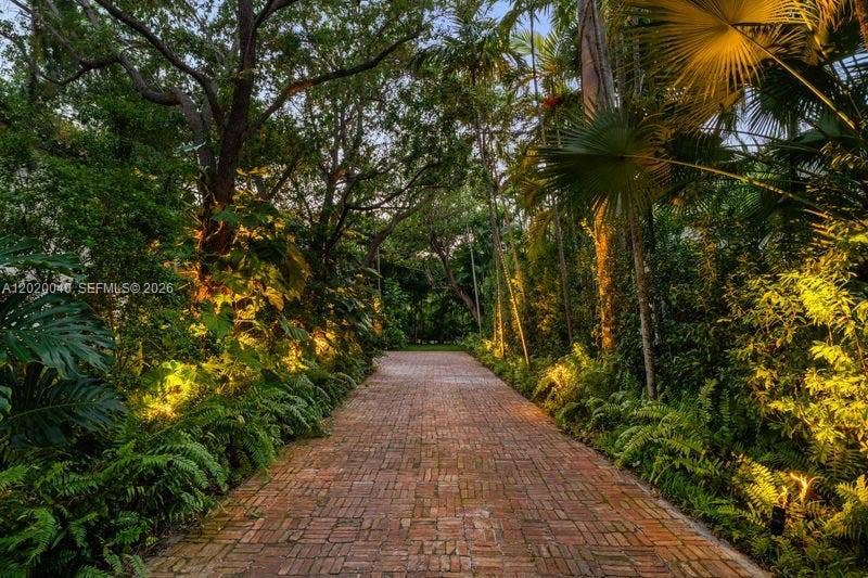 5812 Alton Road, Miami Beach, FL 33140 Photo 3