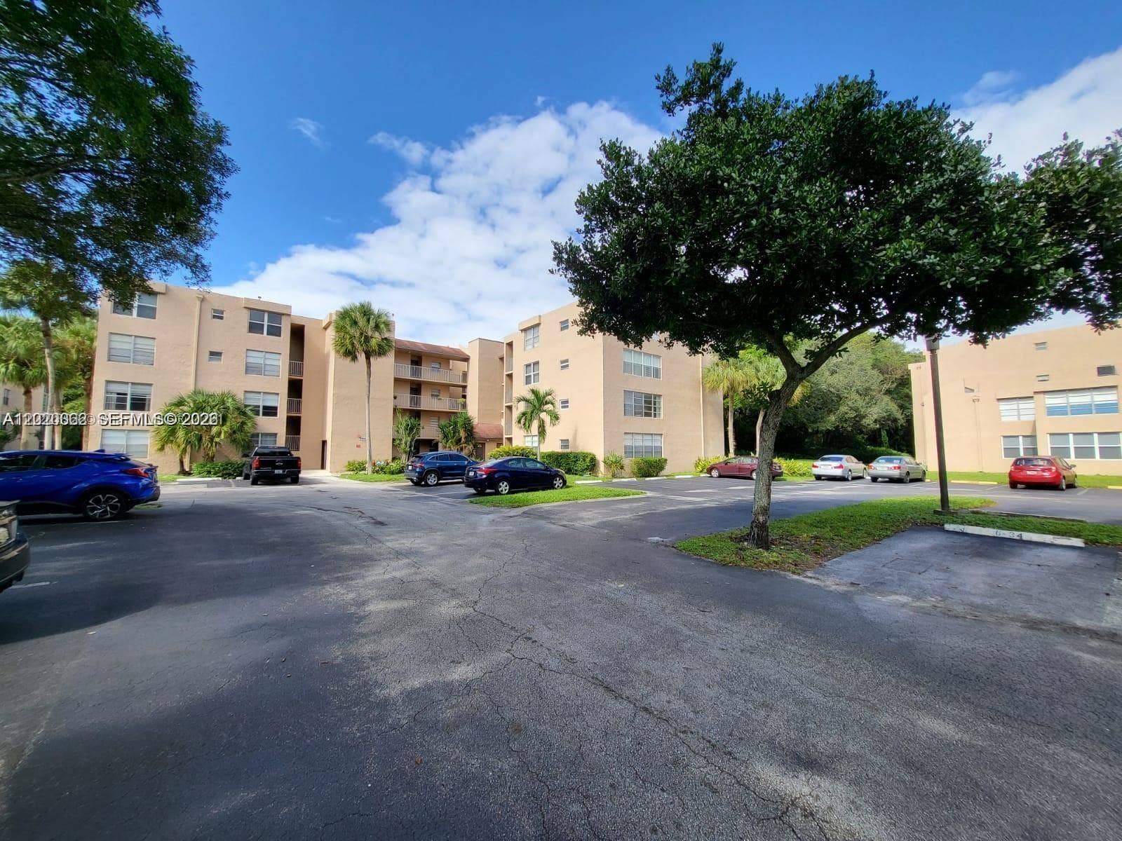 9440 Live Oak Place, #201, Davie, Davie, FL 33324 Photo 3