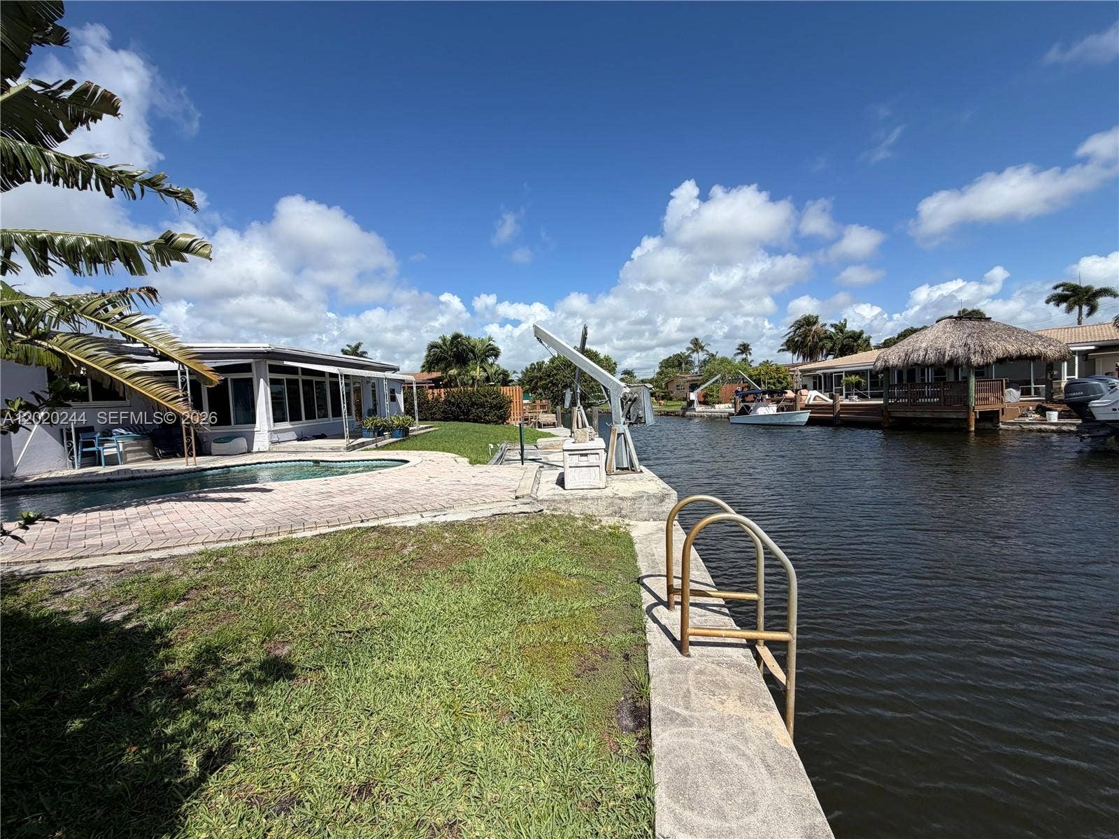 842 Argonaut Isle, Dania Beach, FL 33004 Photo 2
