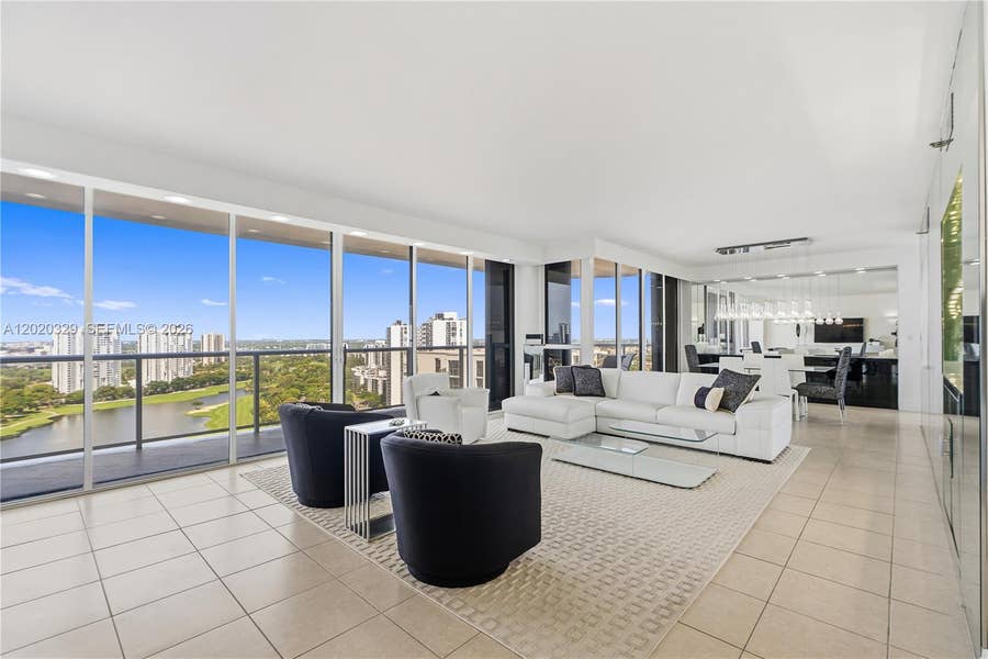 Property photo for 20281 E Country Club Drive, #2101, Aventura, FL