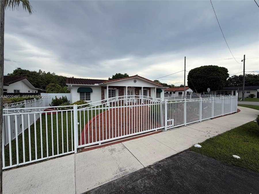 Property photo for 3400 SW 108th Avenue, Miami, FL