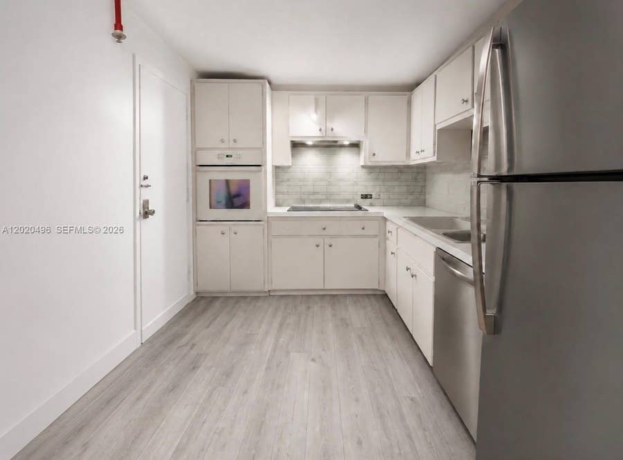Property photo for 400 Kings Point Drive, #811, Sunny Isles Beach, FL