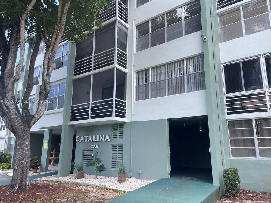 Property photo for 2731 Taft Street, #311, Hollywood, FL