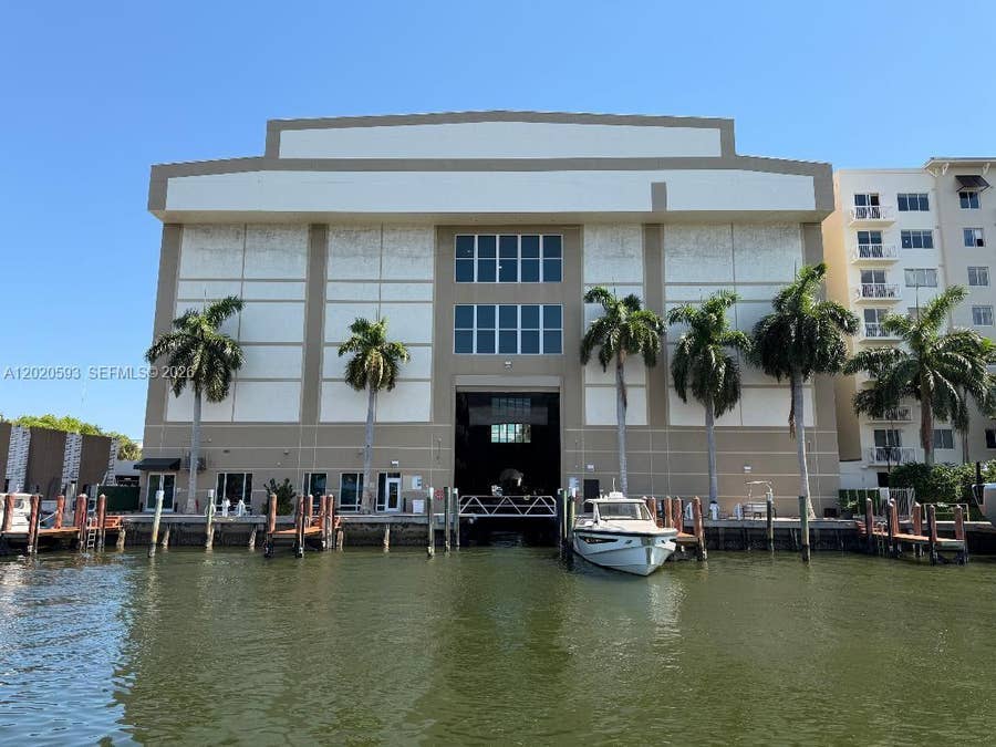 Property photo for 1801 SE 17th St Bay, Fort Lauderdale, FL