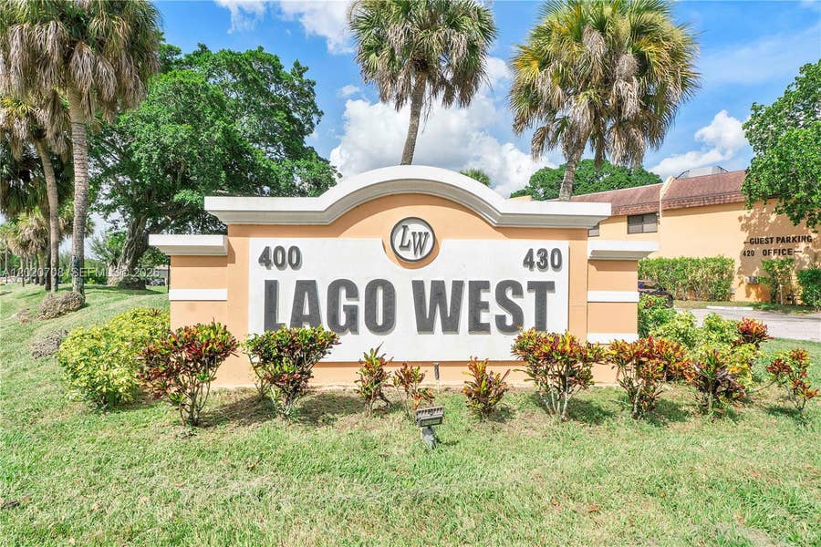 Property photo for 430 Commodore Drive, #213, Plantation, FL
