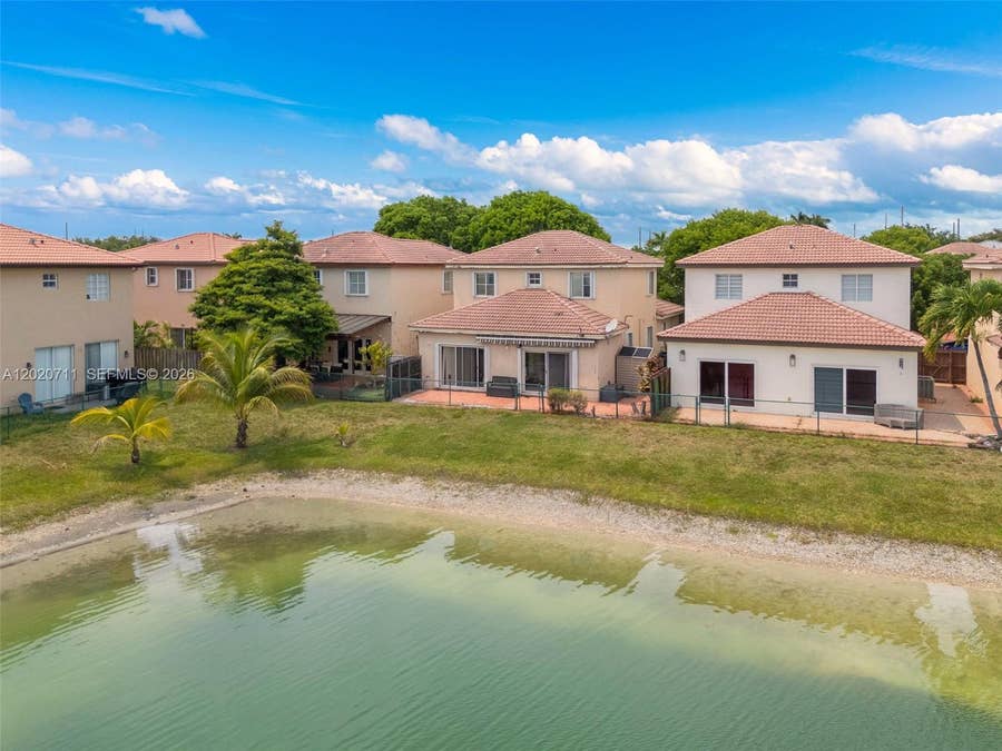Property photo for 11318 NW 44th Terrace, Doral, FL