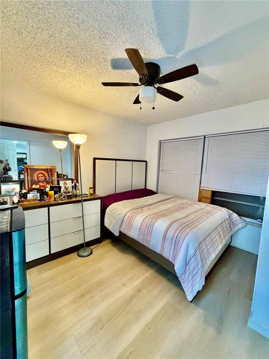 518 NW 47th Court, Oakland Park, FL 33309 Photo 10
