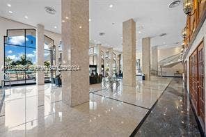 Property photo for 5601 Collins Avenue, #1718, Miami Beach, FL