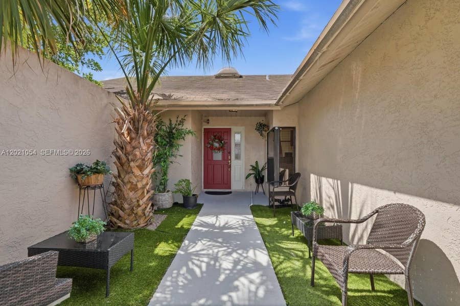 Property photo for 4080 NW 1st Place, Deerfield Beach, FL