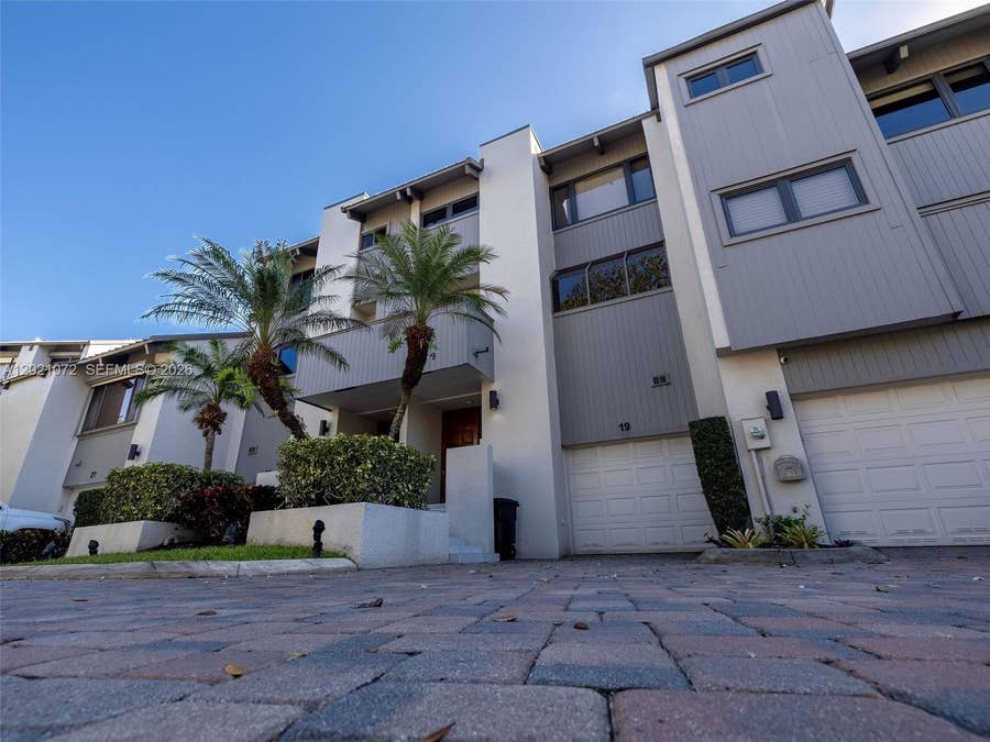 Property photo for 19 Port Side Drive, #19C, Fort Lauderdale, FL
