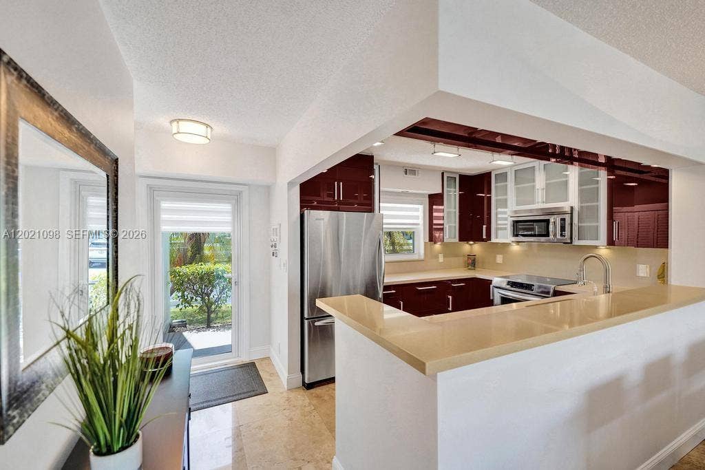 1025 SE 3rd Avenue, #108, Dania Beach, FL 33004 Photo 3