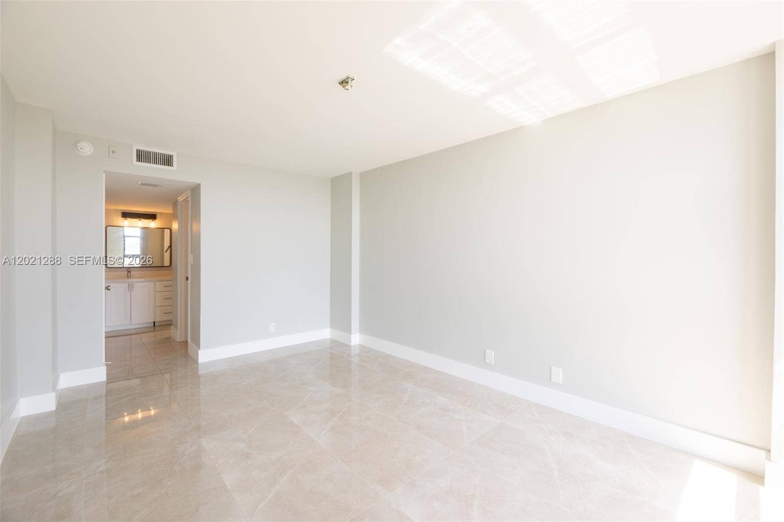 3031 N Ocean Boulevard, #903, Fort Lauderdale, Fort Lauderdale, FL 33308 Photo 18
