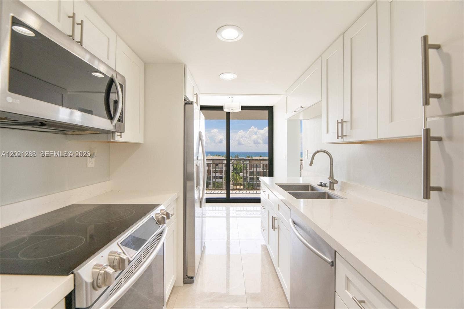 3031 N Ocean Boulevard, #903, Fort Lauderdale, Fort Lauderdale, FL 33308 Photo 10