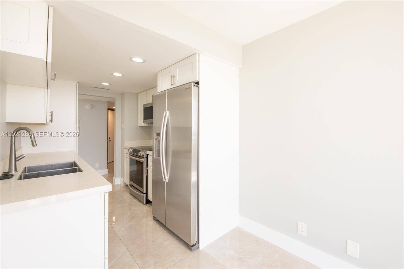 3031 N Ocean Boulevard, #903, Fort Lauderdale, Fort Lauderdale, FL 33308 Photo 12