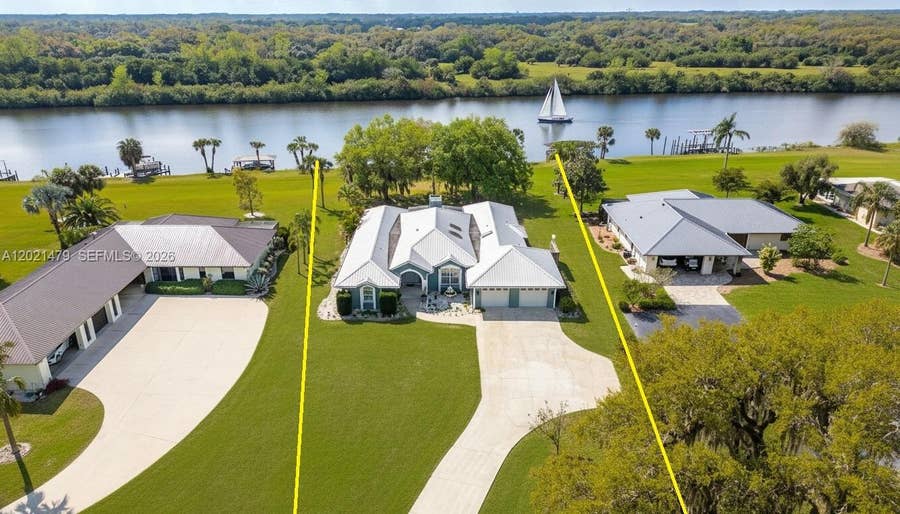 Property photo for 1261 Riverbend Drive, Labelle, FL