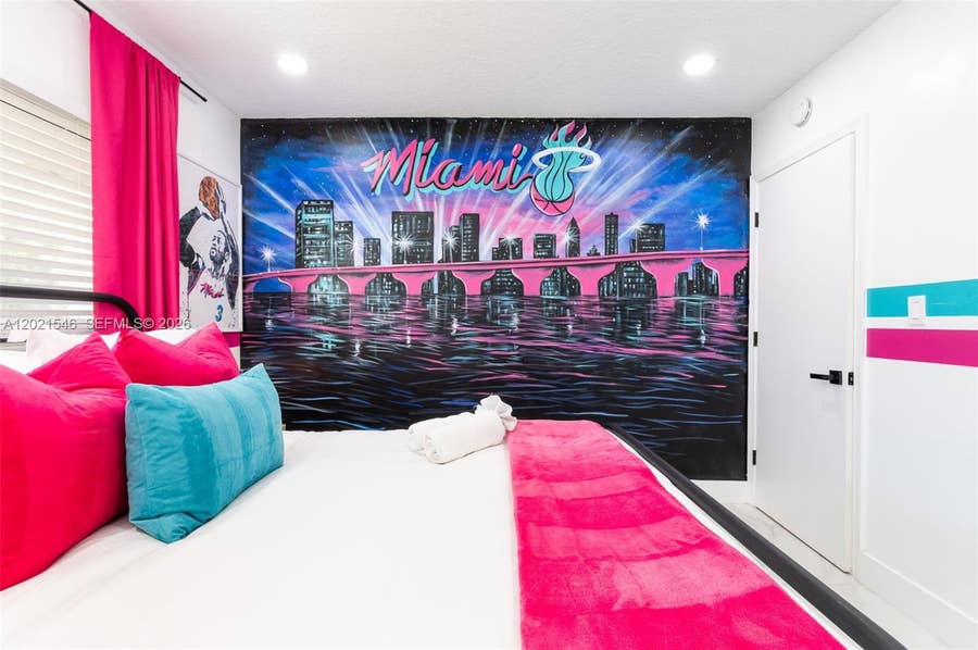 Property photo for 329 SE 12th Avenue, #2, Pompano Beach, FL