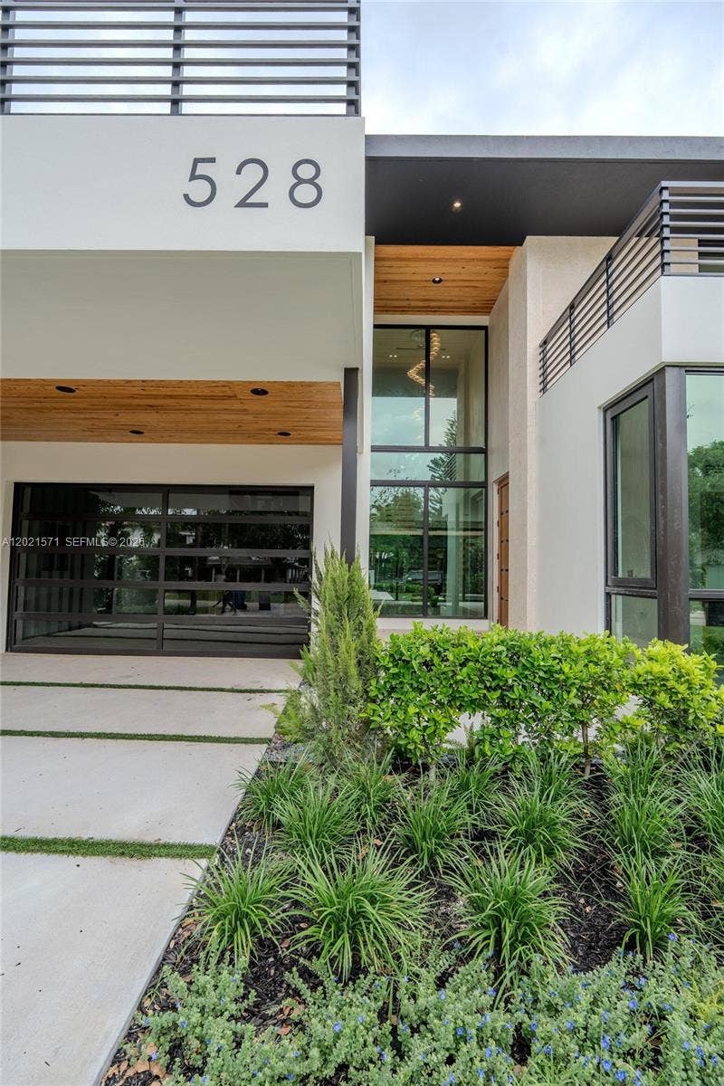 528 NE 13th Avenue, Fort Lauderdale, FL 33301 Photo 17