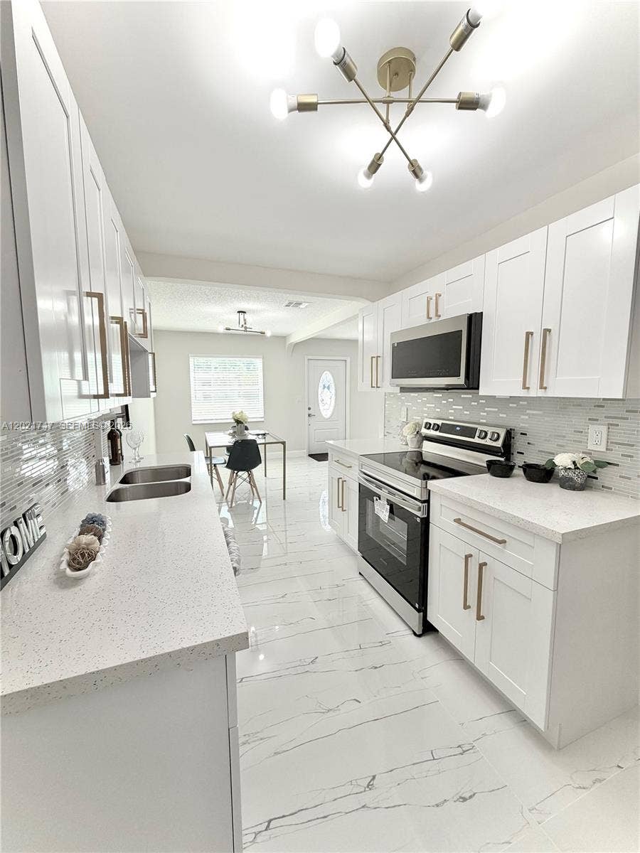 1555 NW 6th Avenue, Pompano Beach, FL 33060 Photo 16