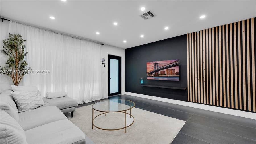 Property photo for 603 N 32nd Avenue, Hollywood, FL