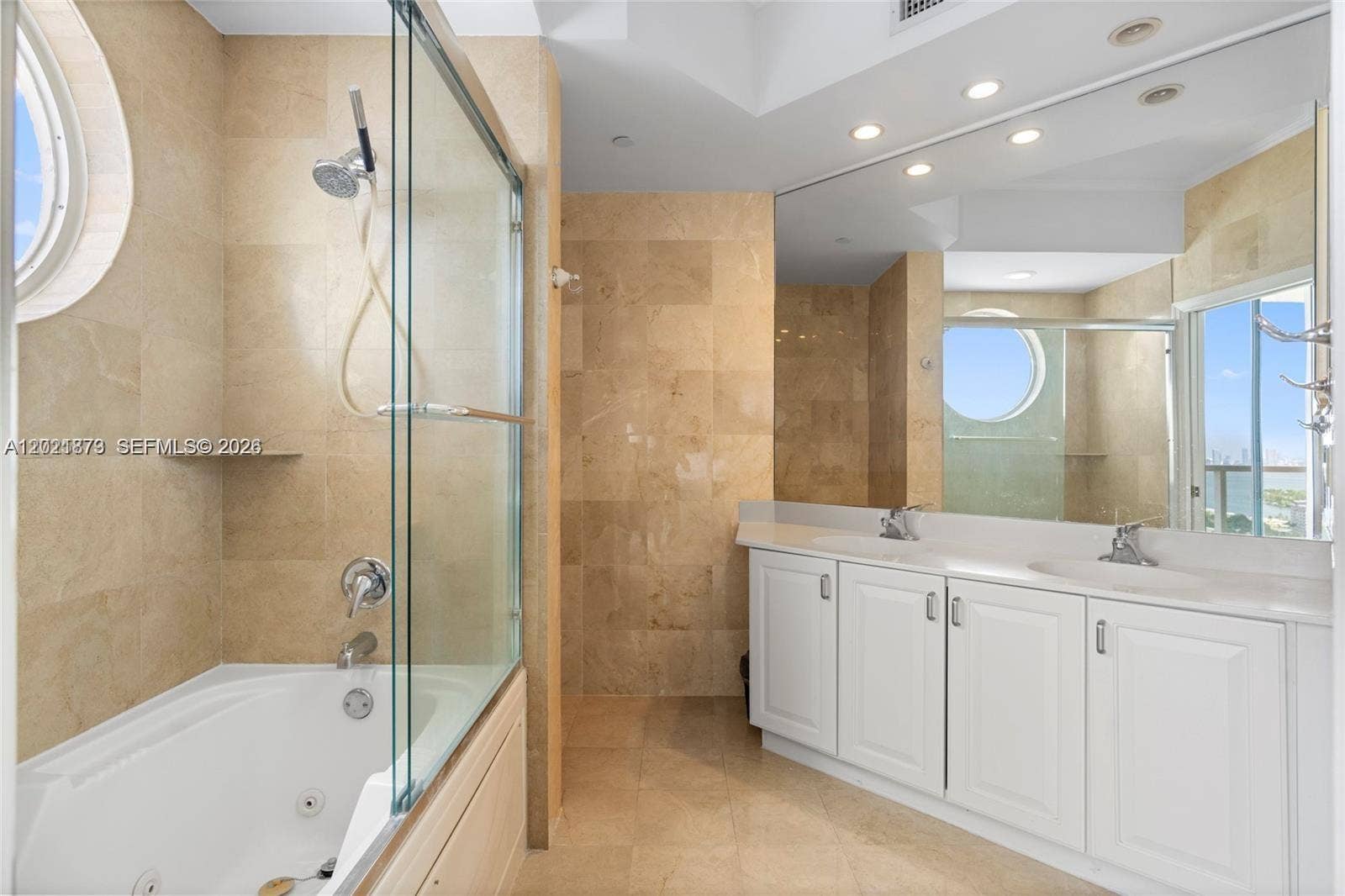 7330 Ocean Terrace, #PH-D, Miami Beach, FL 33141 Photo 9