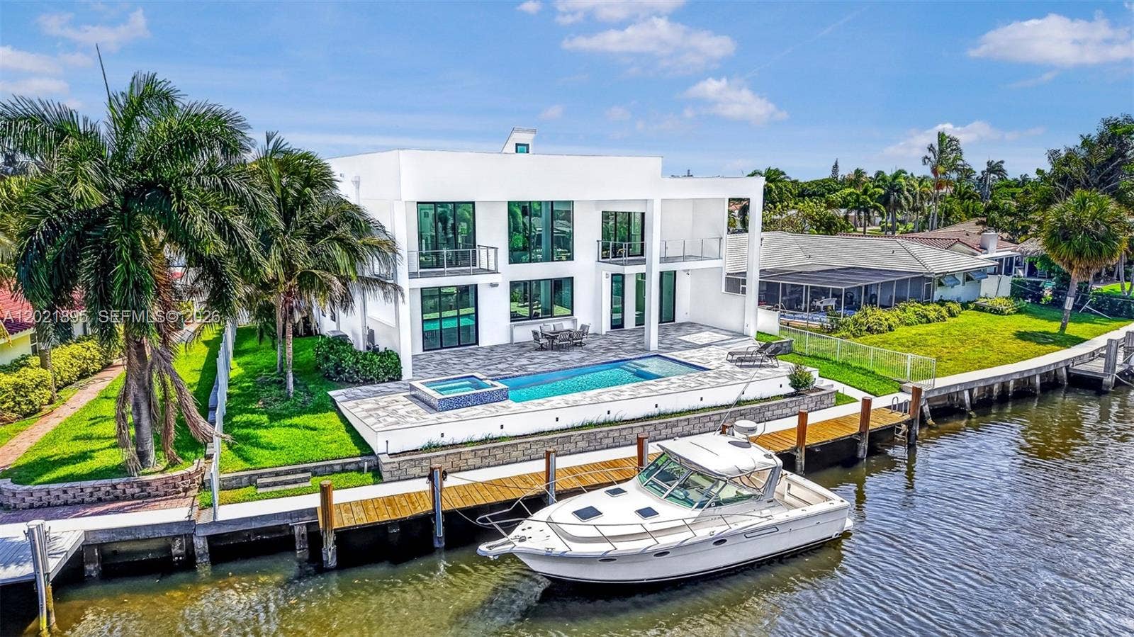 2751 NE 22nd Court, Pompano Beach, FL 33062 Dock