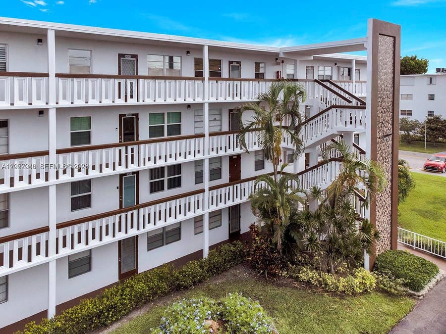 Property photo for 4052 E Harwood E, #4052, Deerfield Beach, FL
