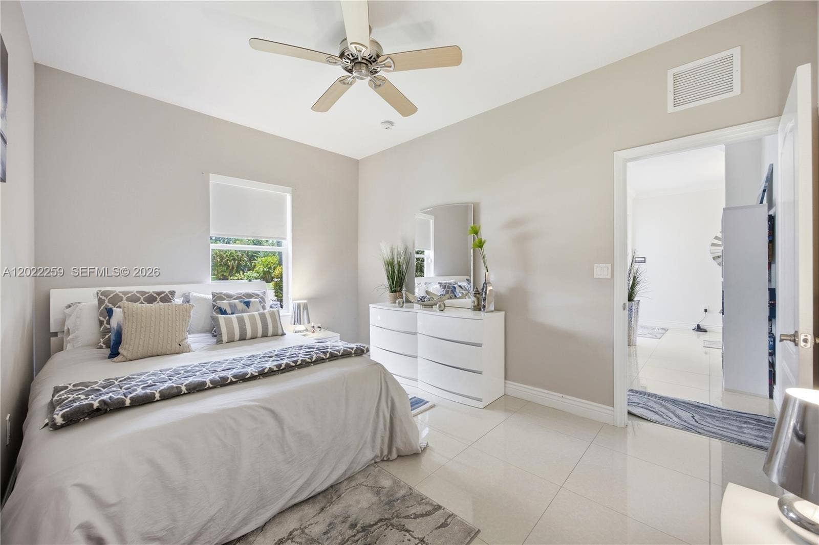 105 NE 28th Court, Wilton Manors, FL 33334 Bedroom 1