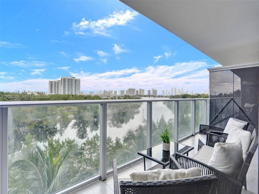 Property photo for 16385 N Biscayne Boulevard, #403, North Miami Beach, FL