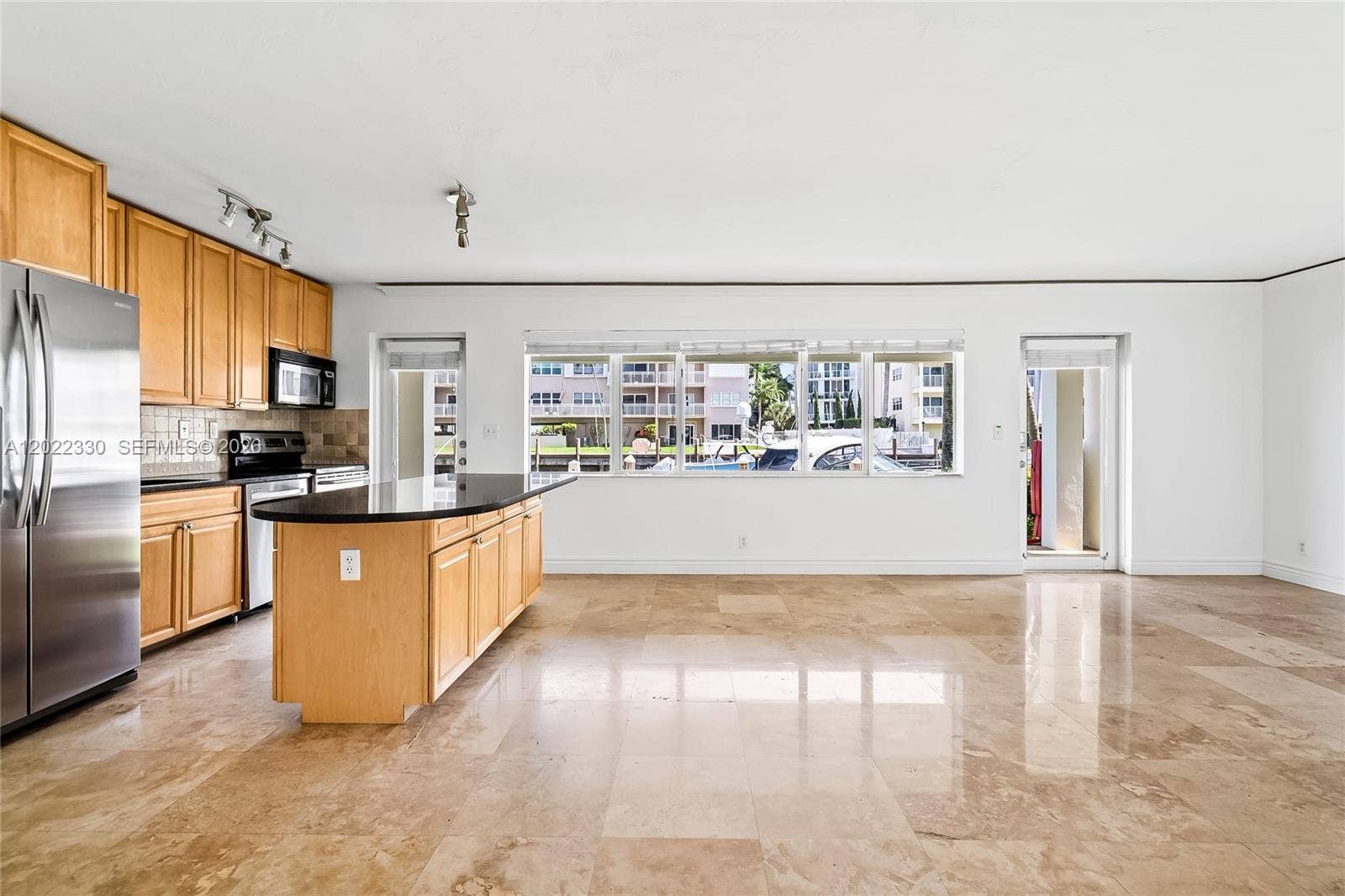2881 NE 32nd Street, #111, Fort Lauderdale, FL 33306 Photo 4
