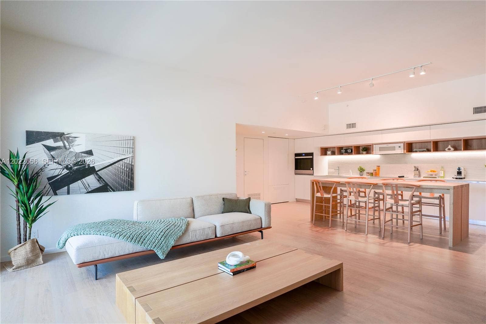10250 Collins Avenue, #412, Bal Harbour, FL 33154 Photo 8