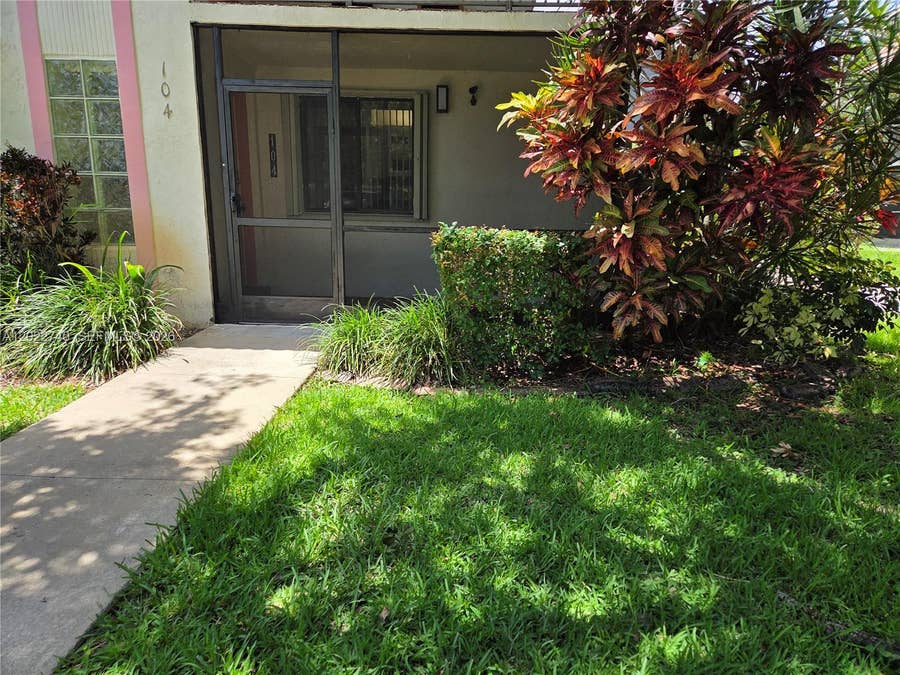 Property photo for 413 Lakeview Drive, #104, Weston, FL