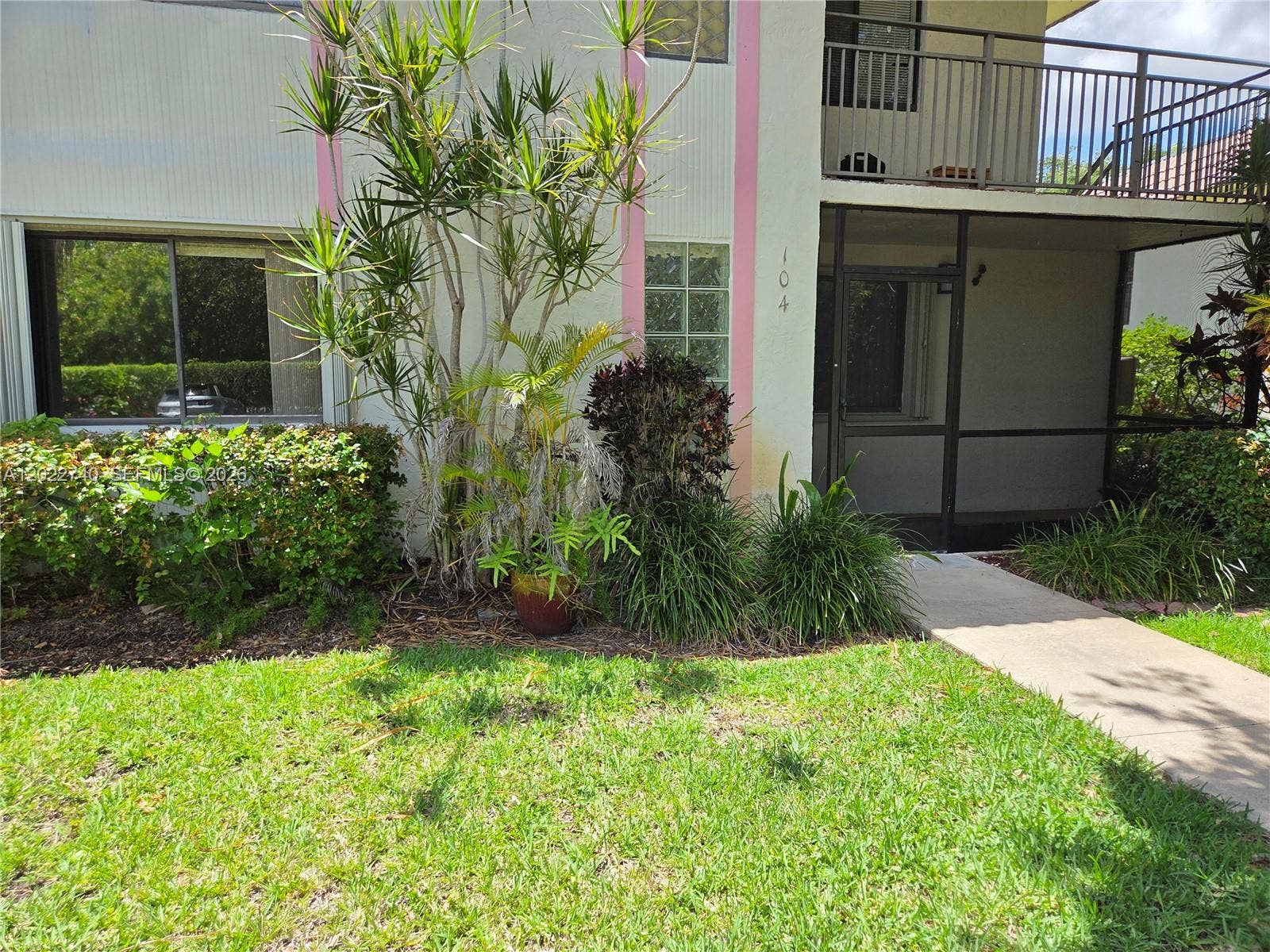 413 Lakeview Drive, #104, Weston, Weston, FL 33326 Photo 3