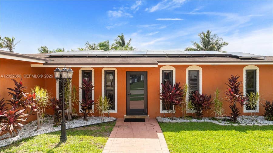 Property photo for 321 NW 96th Avenue, Pembroke Pines, FL