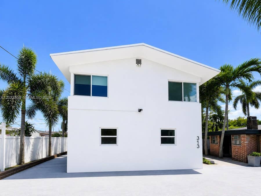 Property photo for 313 SW 1st Street, #1, Hallandale Beach, FL