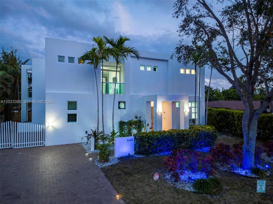 Property photo for 5432 NE 21st Terrace, Fort Lauderdale, FL