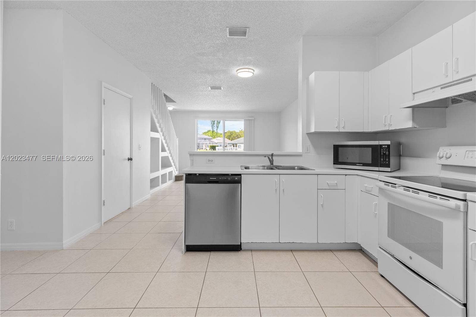 3818 San Simeon Circle, Weston, FL 33331 Photo 14