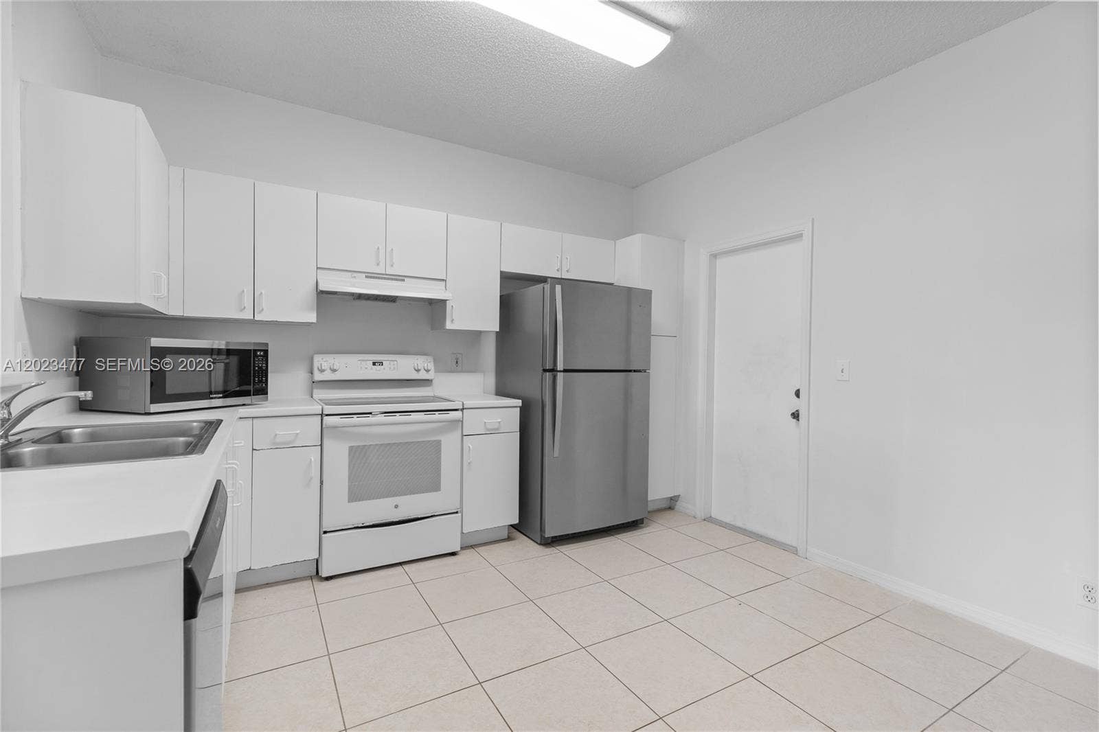 3818 San Simeon Circle, Weston, FL 33331 Photo 10