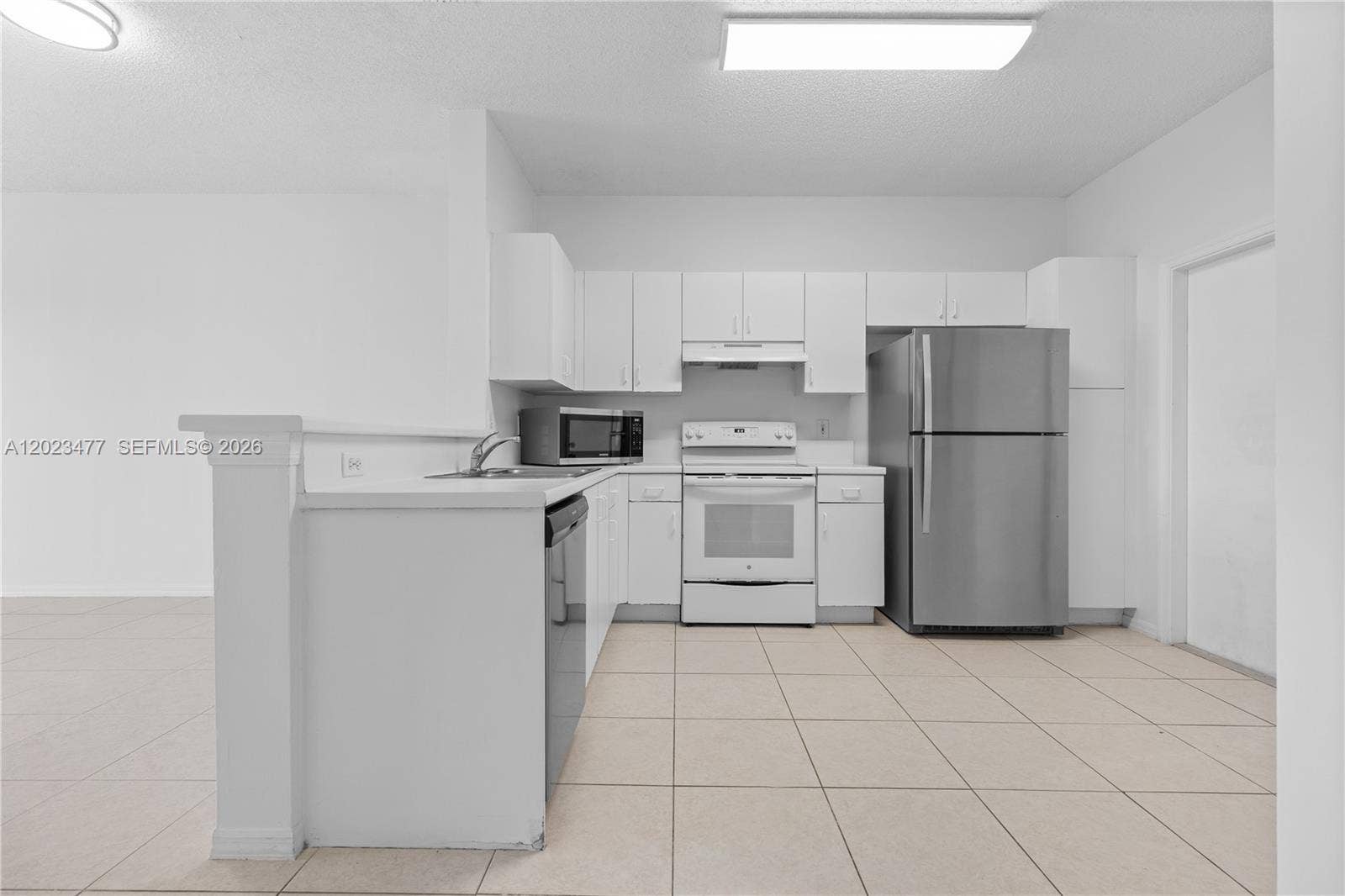 3818 San Simeon Circle, Weston, FL 33331 Photo 11