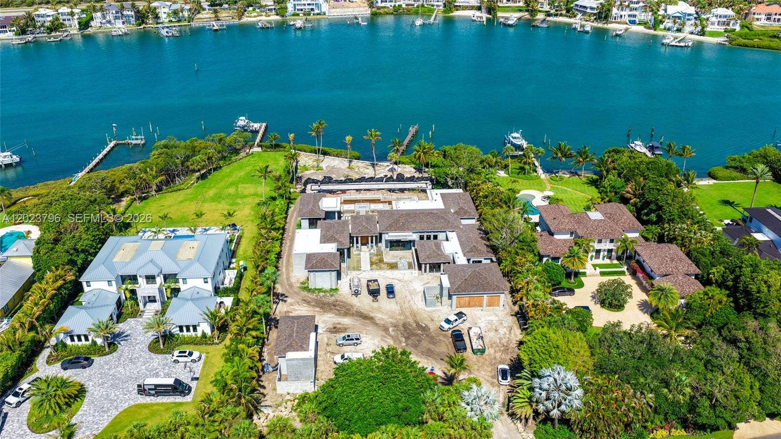 508 S Beach Road, Jupiter Island, FL 33455 Photo 1