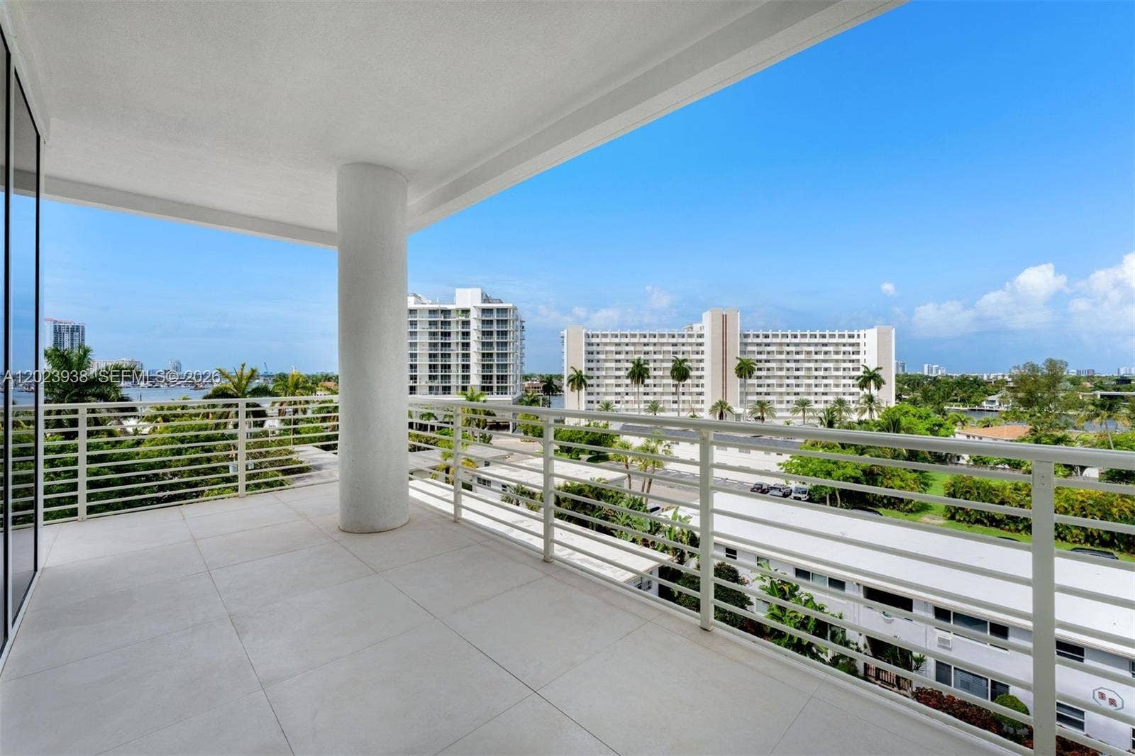 527 Orton Avenue, #501, Fort Lauderdale, FL 33304 Photo 17