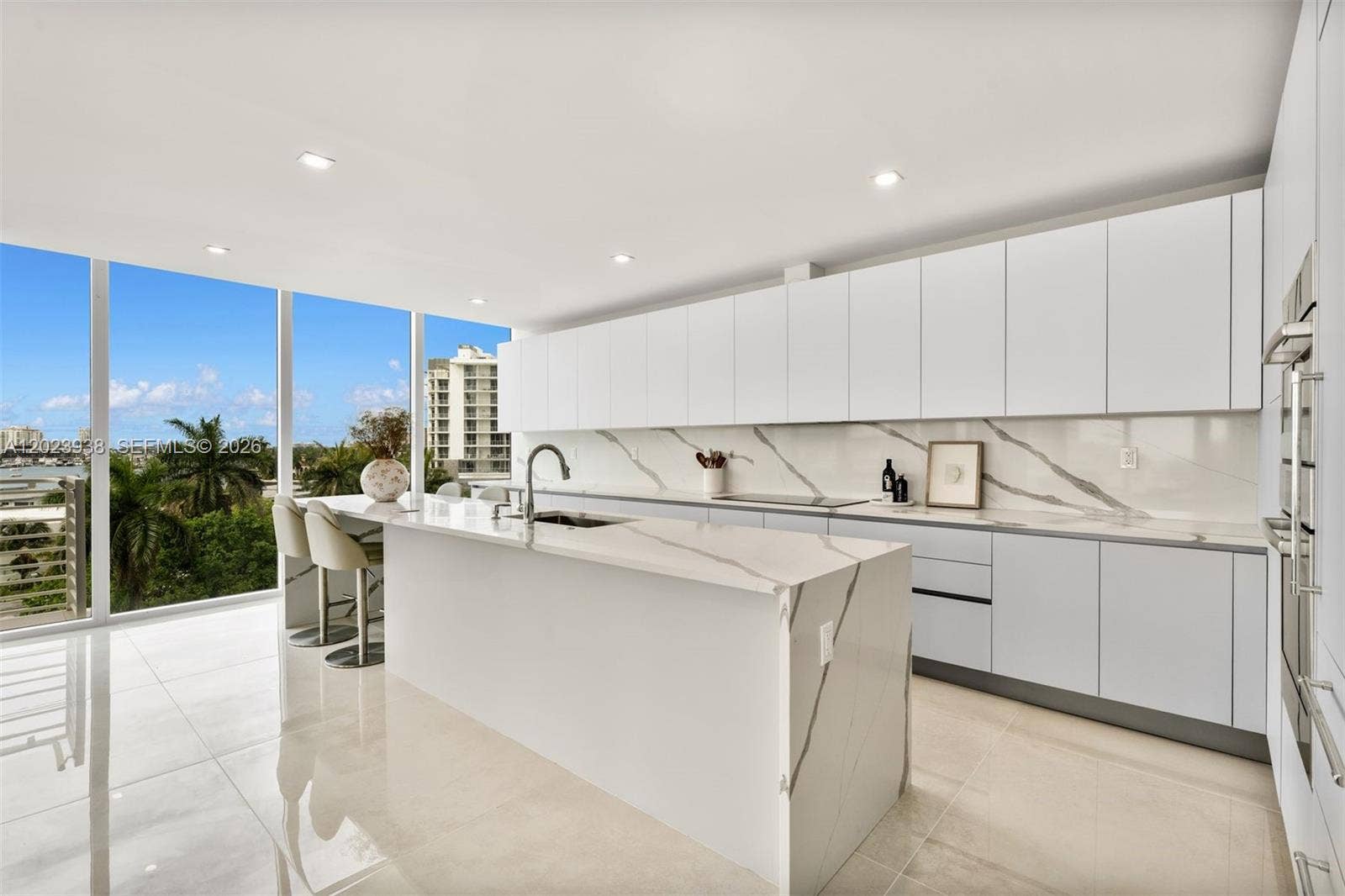 527 Orton Avenue, #501, Fort Lauderdale, FL 33304 Photo 6