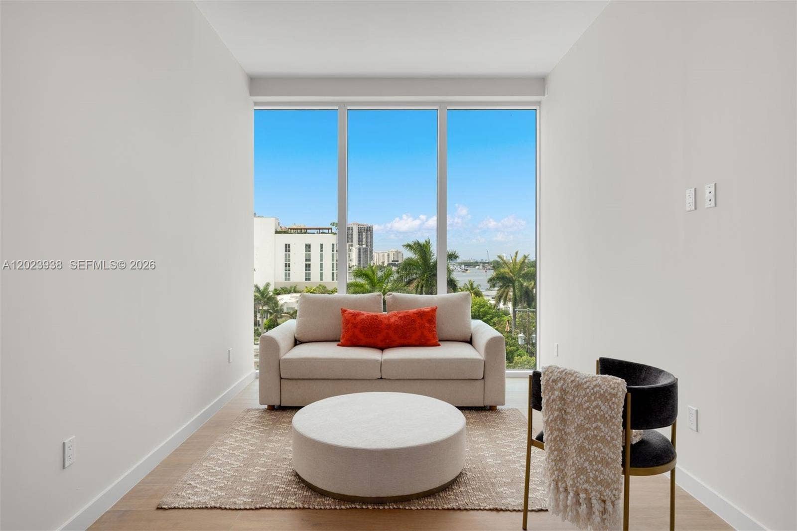 527 Orton Avenue, #501, Fort Lauderdale, FL 33304 Photo 14