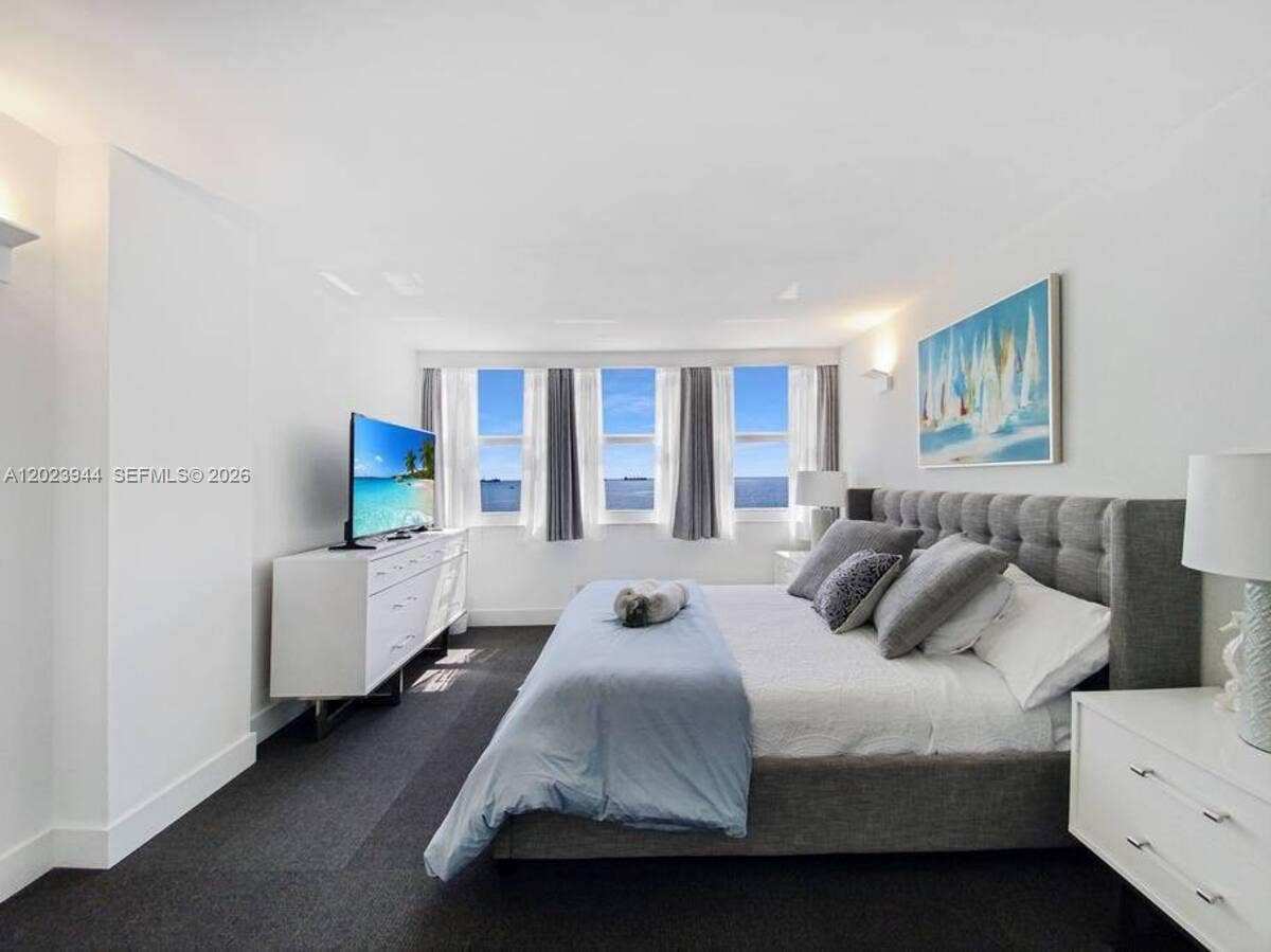 209 N Fort Lauderdale Beach Boulevard, #5B, Fort Lauderdale, Fort Lauderdale, FL 33304 Photo 12