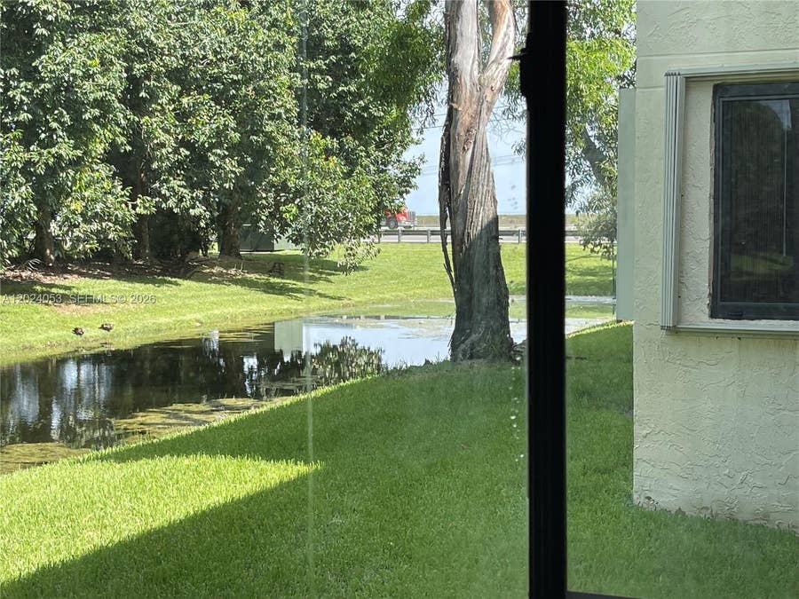 Property photo for 191 Lakeview Drive, #102, Weston, FL