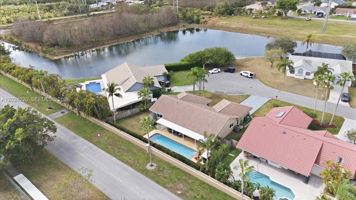 6520 Olde Moat Way, Davie, FL 33331 Photo 33