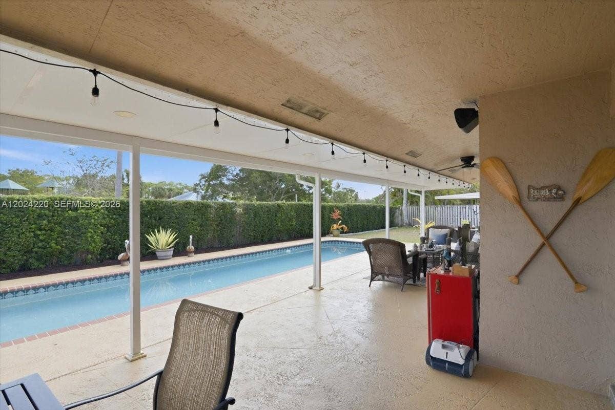 6520 Olde Moat Way, Davie, FL 33331 Photo 22