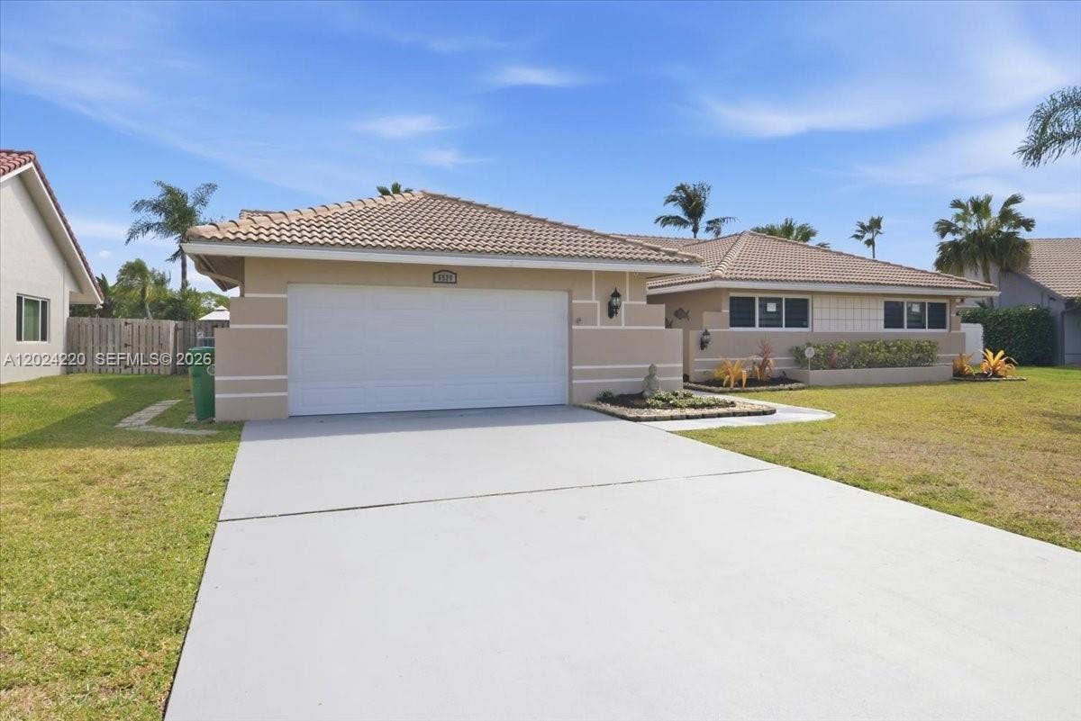 6520 Olde Moat Way, Davie, FL 33331 Photo 28