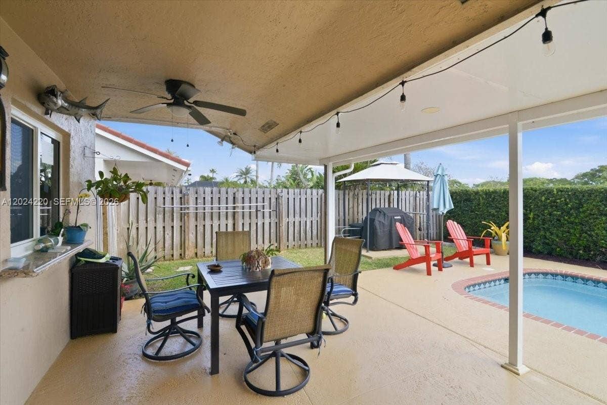 6520 Olde Moat Way, Davie, FL 33331 Photo 23