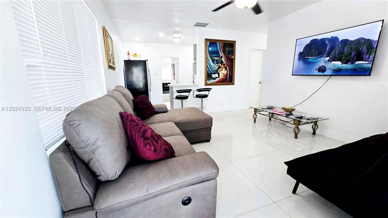139 NW 14th Way, Dania Beach, FL 33004 Photo 2