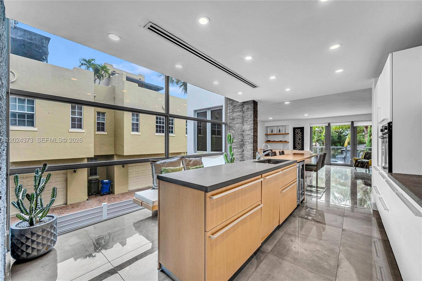 1511 NE 4th Place, #0, Fort Lauderdale, Fort Lauderdale, FL 33301 Photo 4